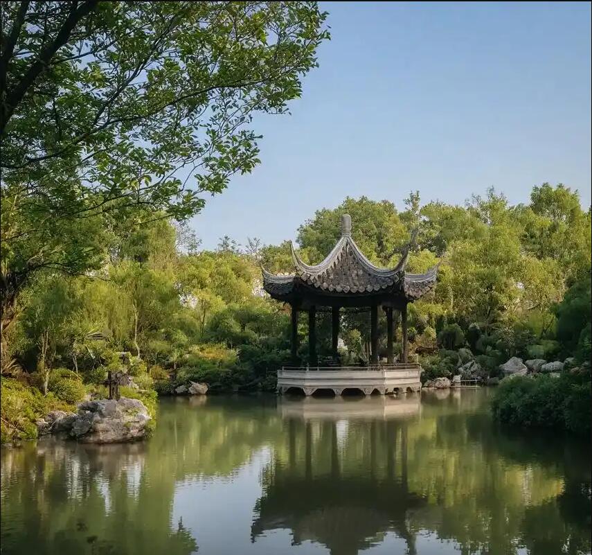 乌马河区浮夸餐饮有限公司